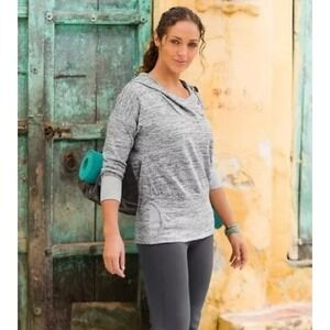 Athleta‎ Batwing & Robin Sweatshirt Heathered Gray Womens XS